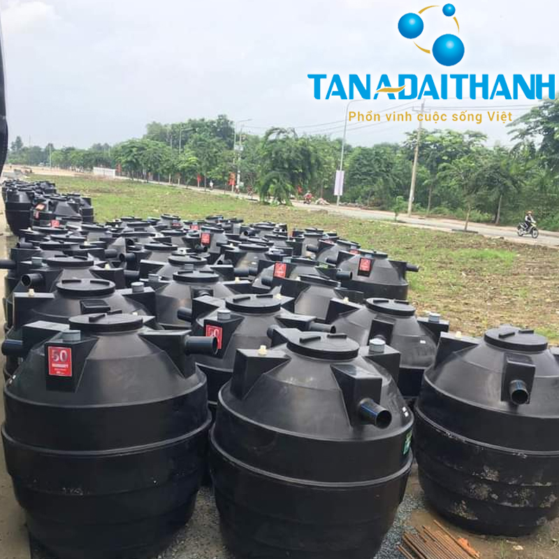 Bồn tự hoại Đại Thành trong quá trình lắp đặt